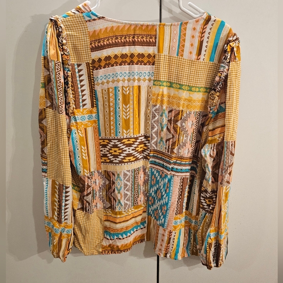 Savanna Jane Womans 1X Yellow Print Top - Picture 3 of 6